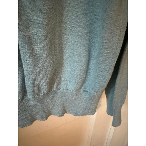St. John’s Bay Men’s size Small Blue Sweater - Picture 7 of 7